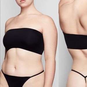 SKIMS Fits Everybody Bandeau Bralette Onyx